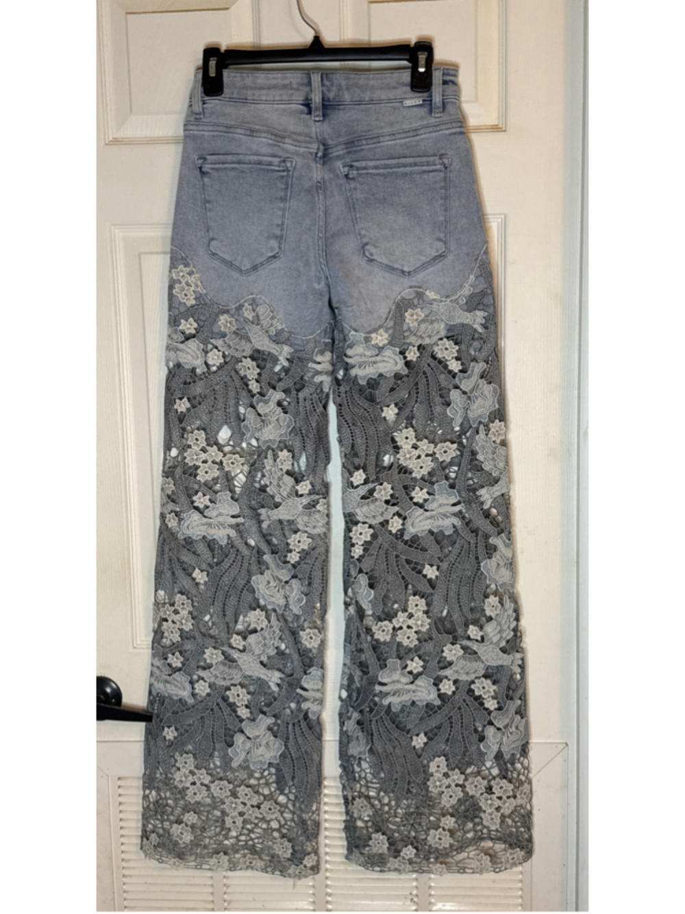 Risen Wide Leg Jeans Size 26 Blue Grey Floral Lace Detail - Picture 3 of 6